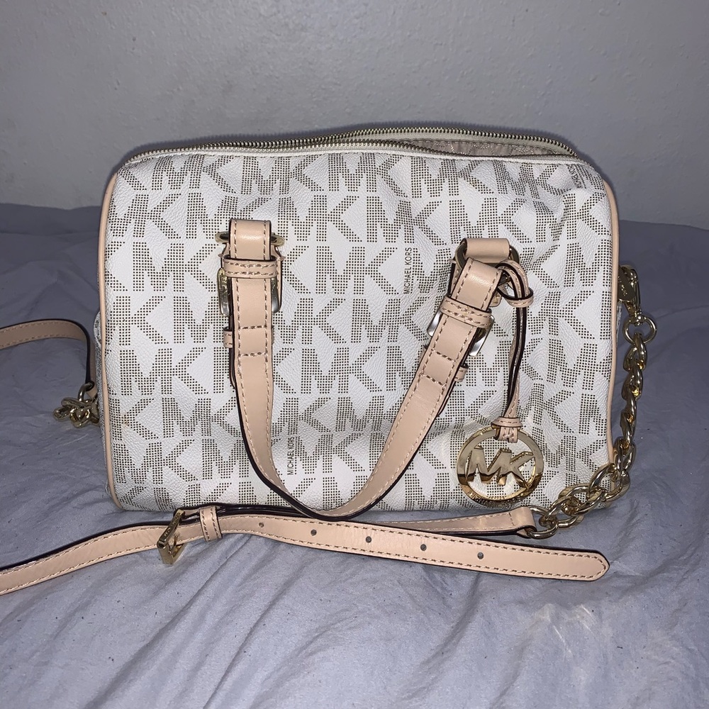 White/Beige Michael Kors Bag